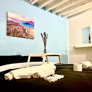https://genova-centro-affittacamere.hotelitalianriviera.com